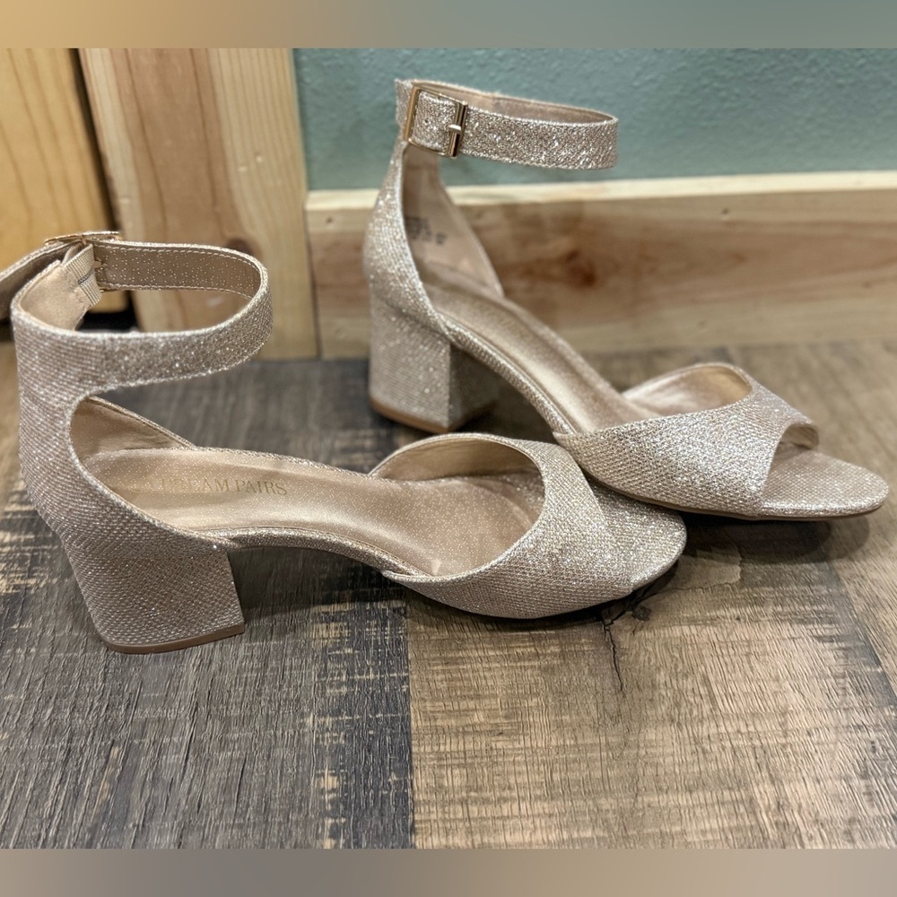Glitter Block Heel Ankle-Strap Sandals - Rose Gold